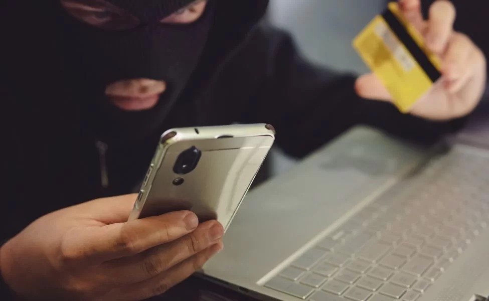 Интернет-алаяқтардың құрбаны болған қазақстандықтардың несиесін есептен шығару ұсынылды