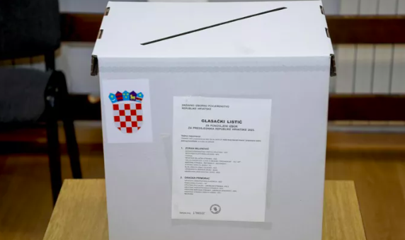 Во втором туре президентских выборов в Хорватии побеждает Зоран Миланович