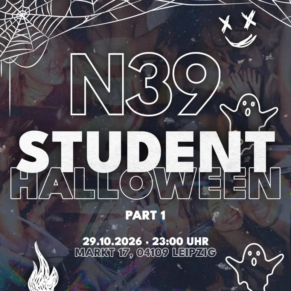 N39 STUDENT HALLOWEEN