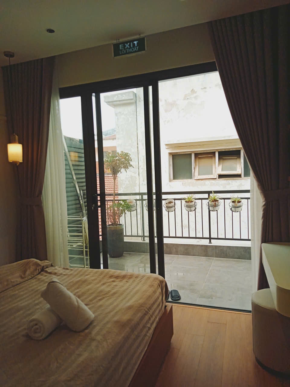 View 8
