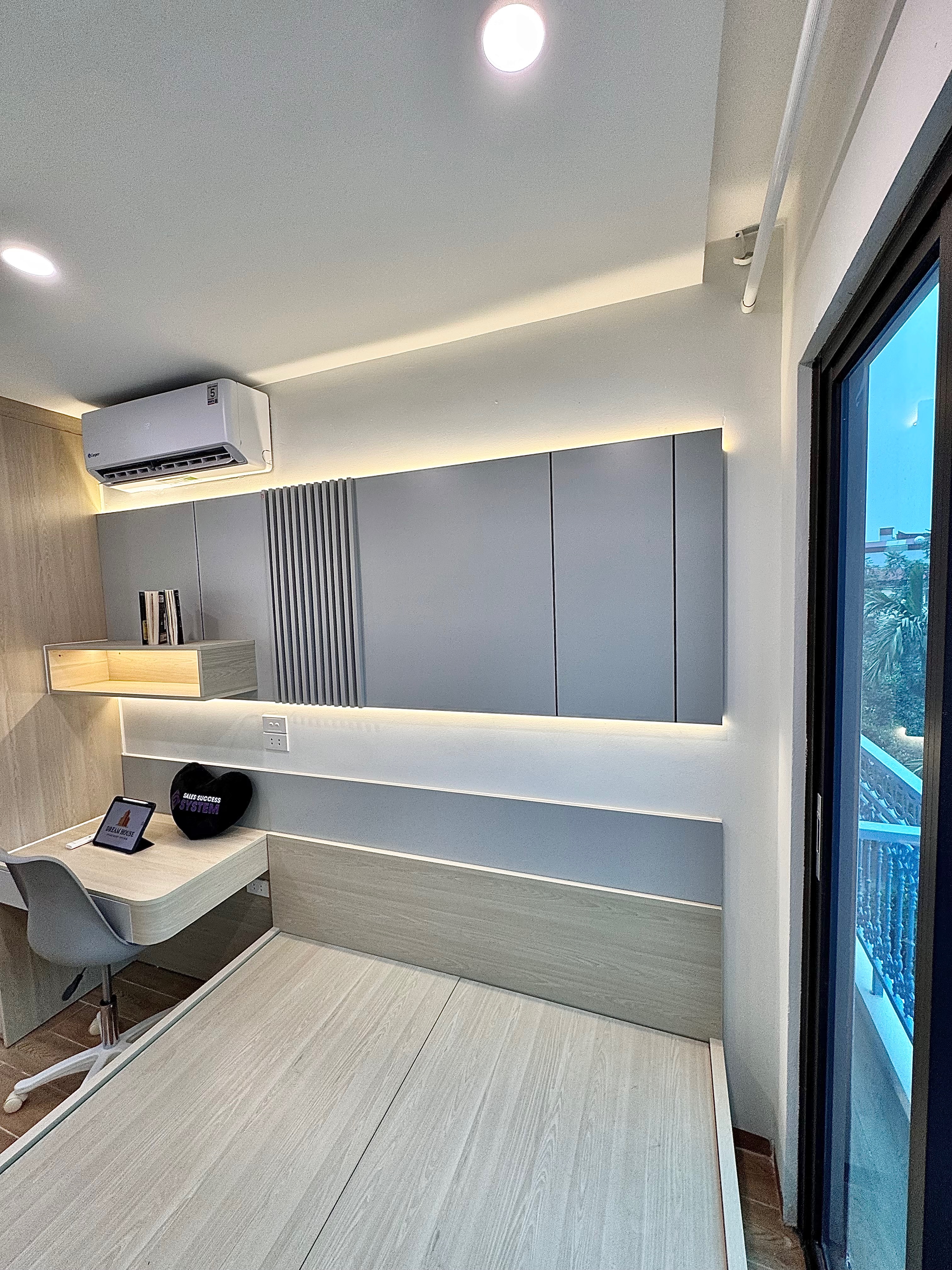 View 7