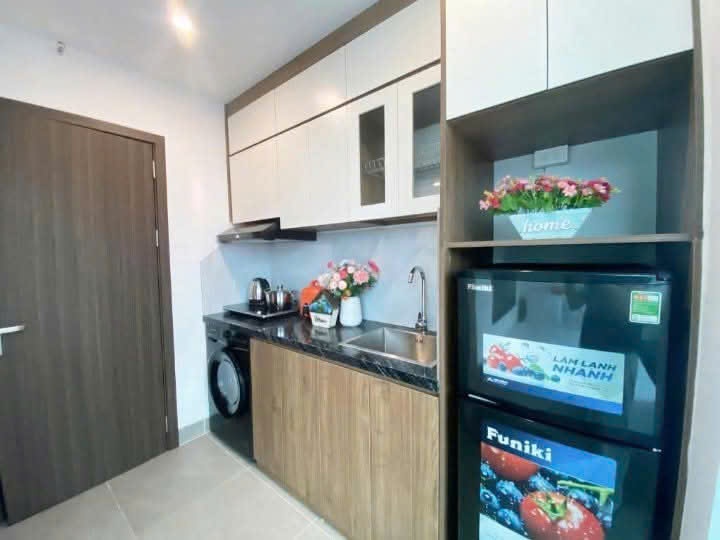 View 3