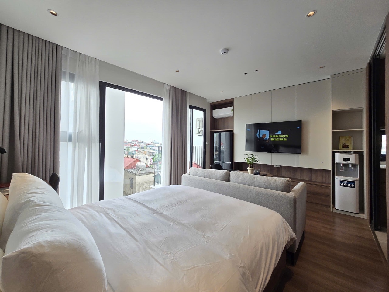 View 2