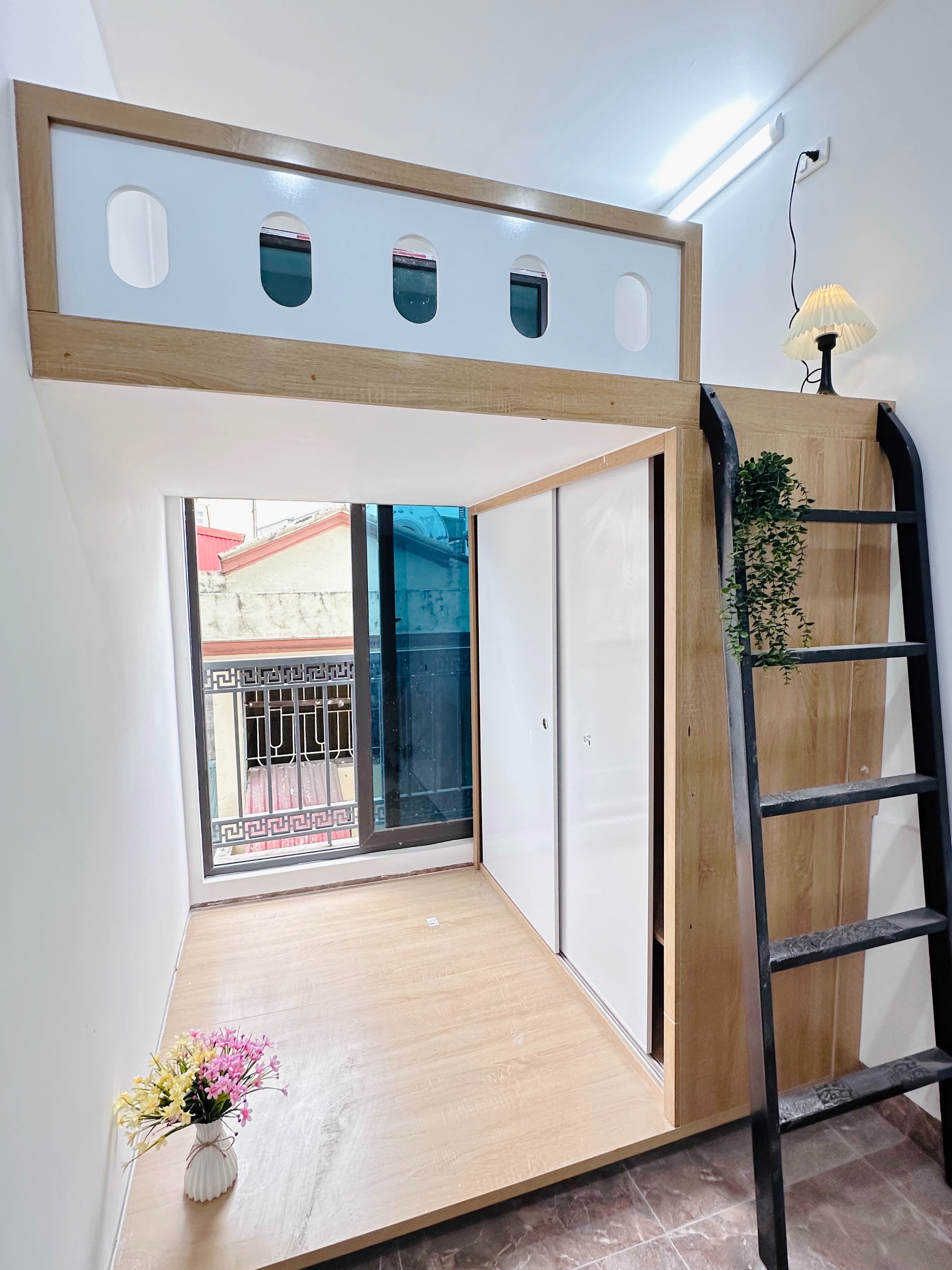 View 5