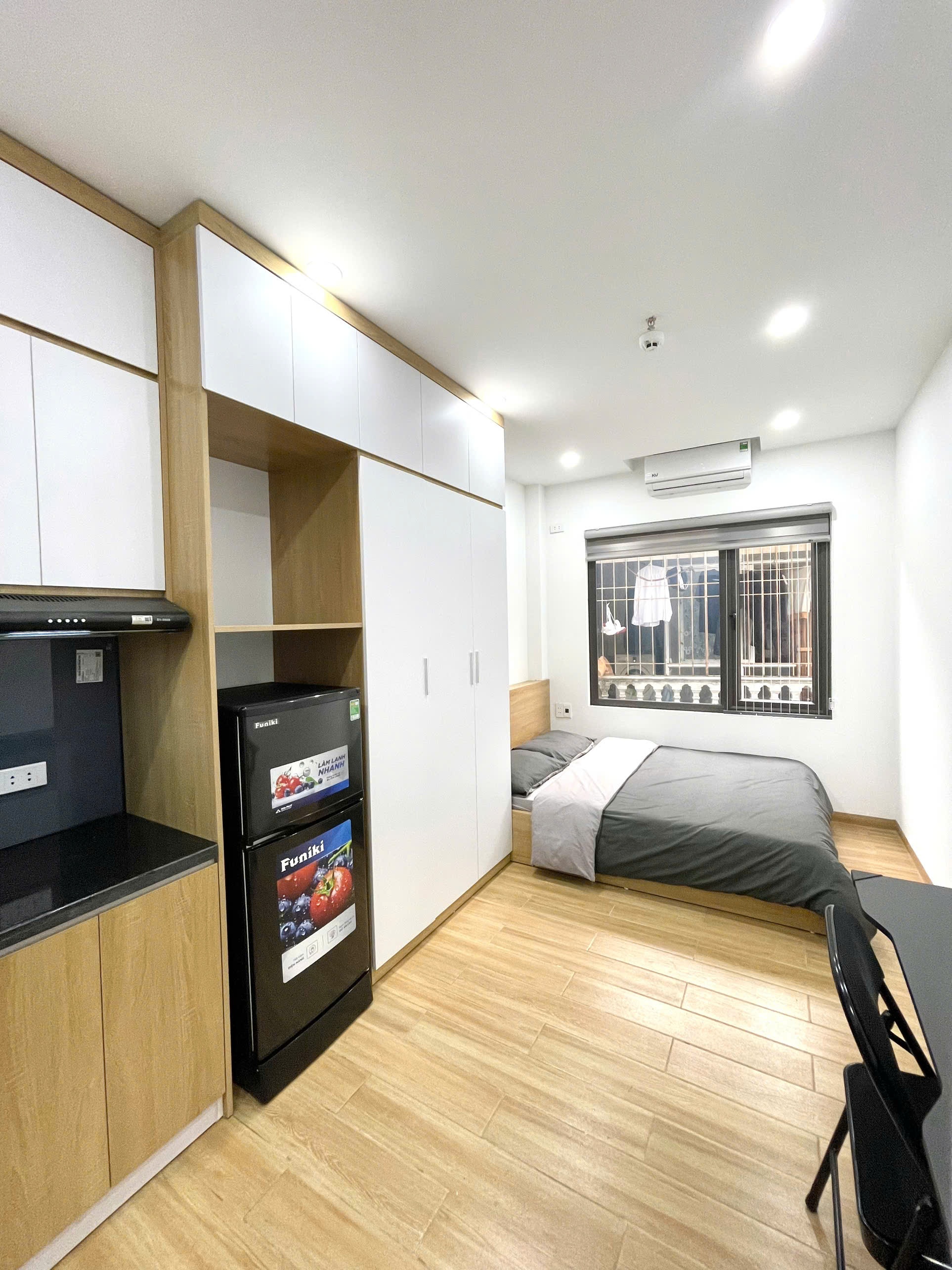 View 2