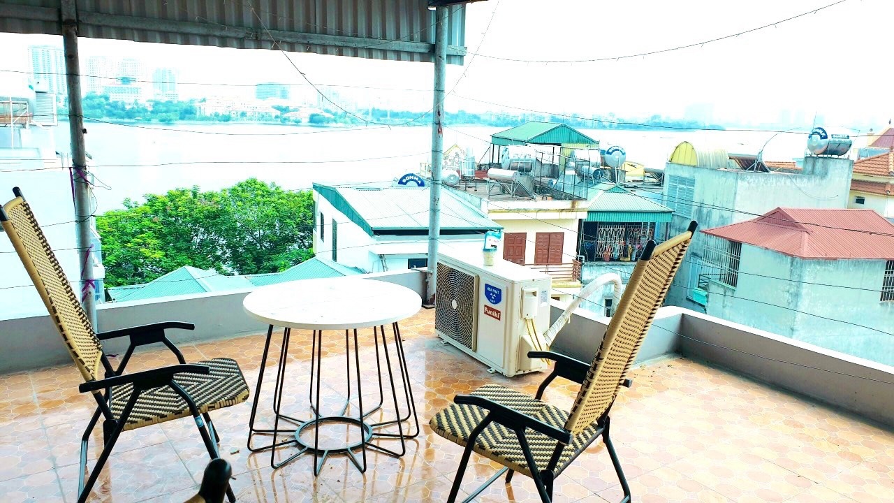 View 3