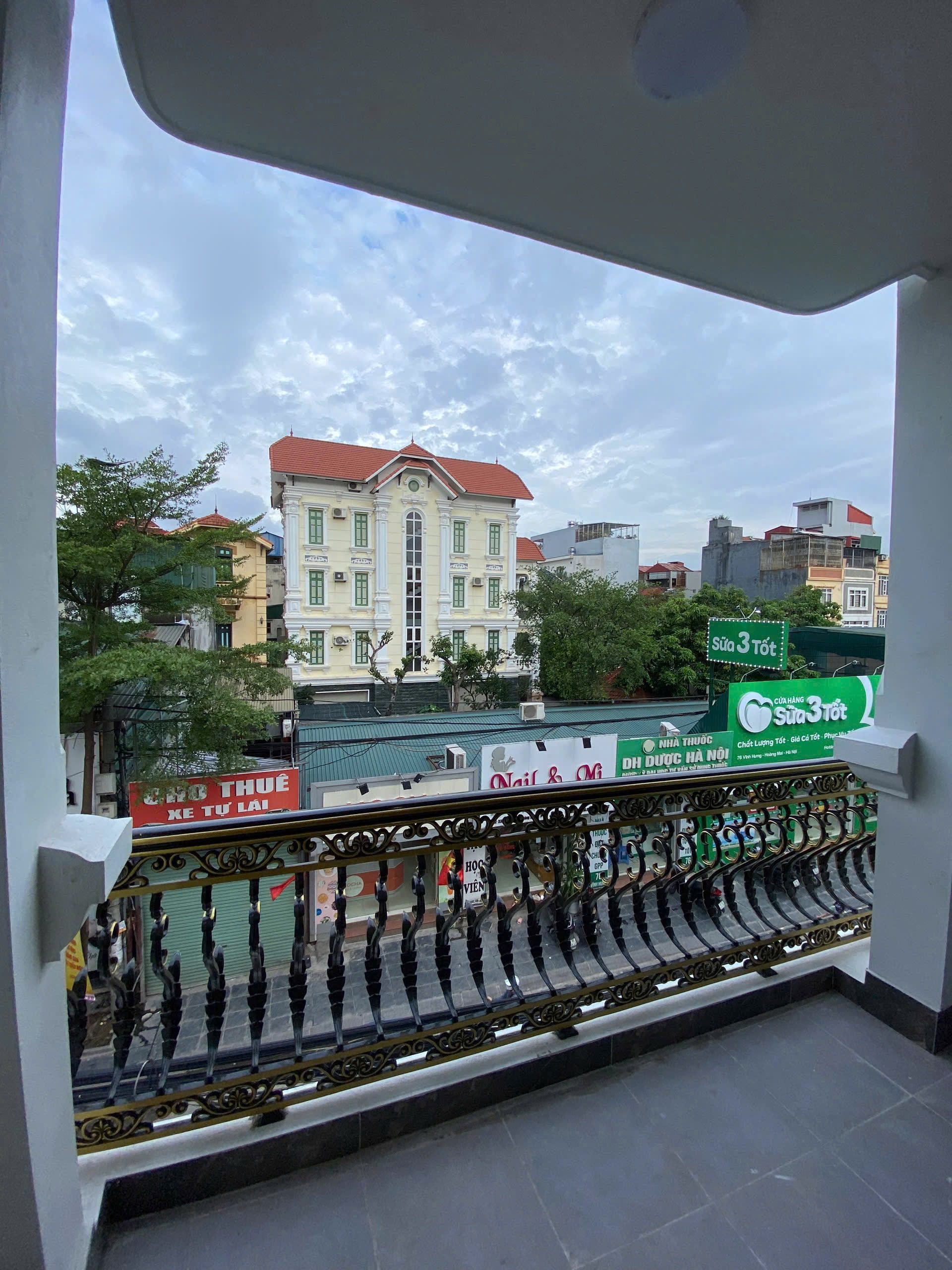 View 2
