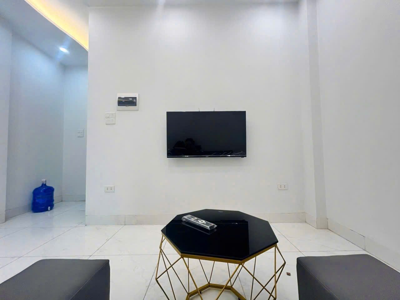 View 7
