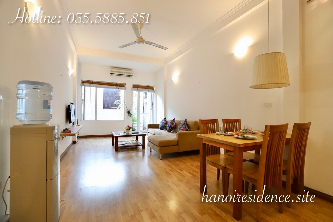 Ngõ Tràng An, Triệu Việt Vương