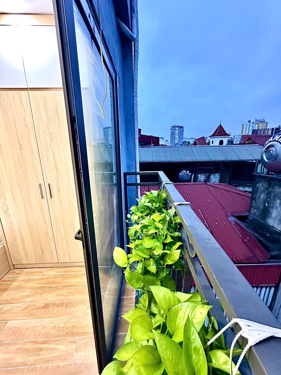 View 7