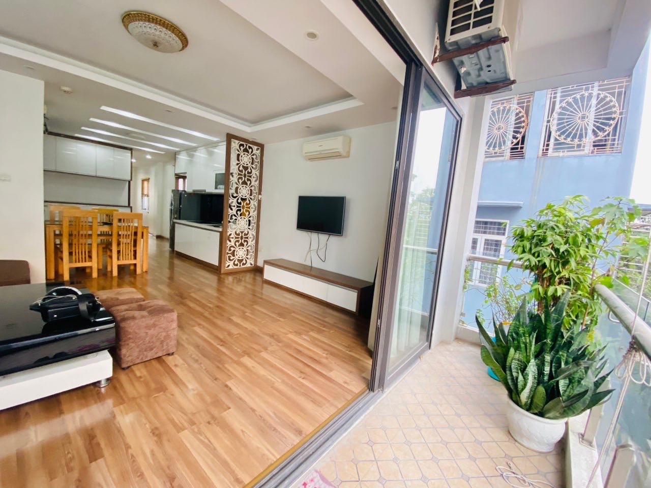 31 Trịnh Công Sơn, Tây Hồ