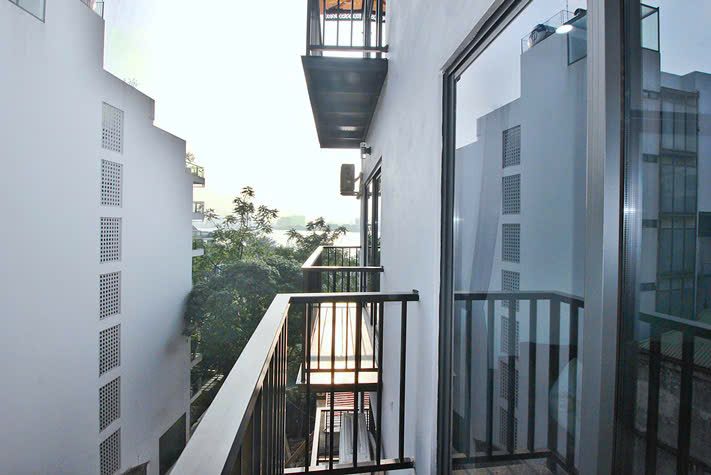 View 3
