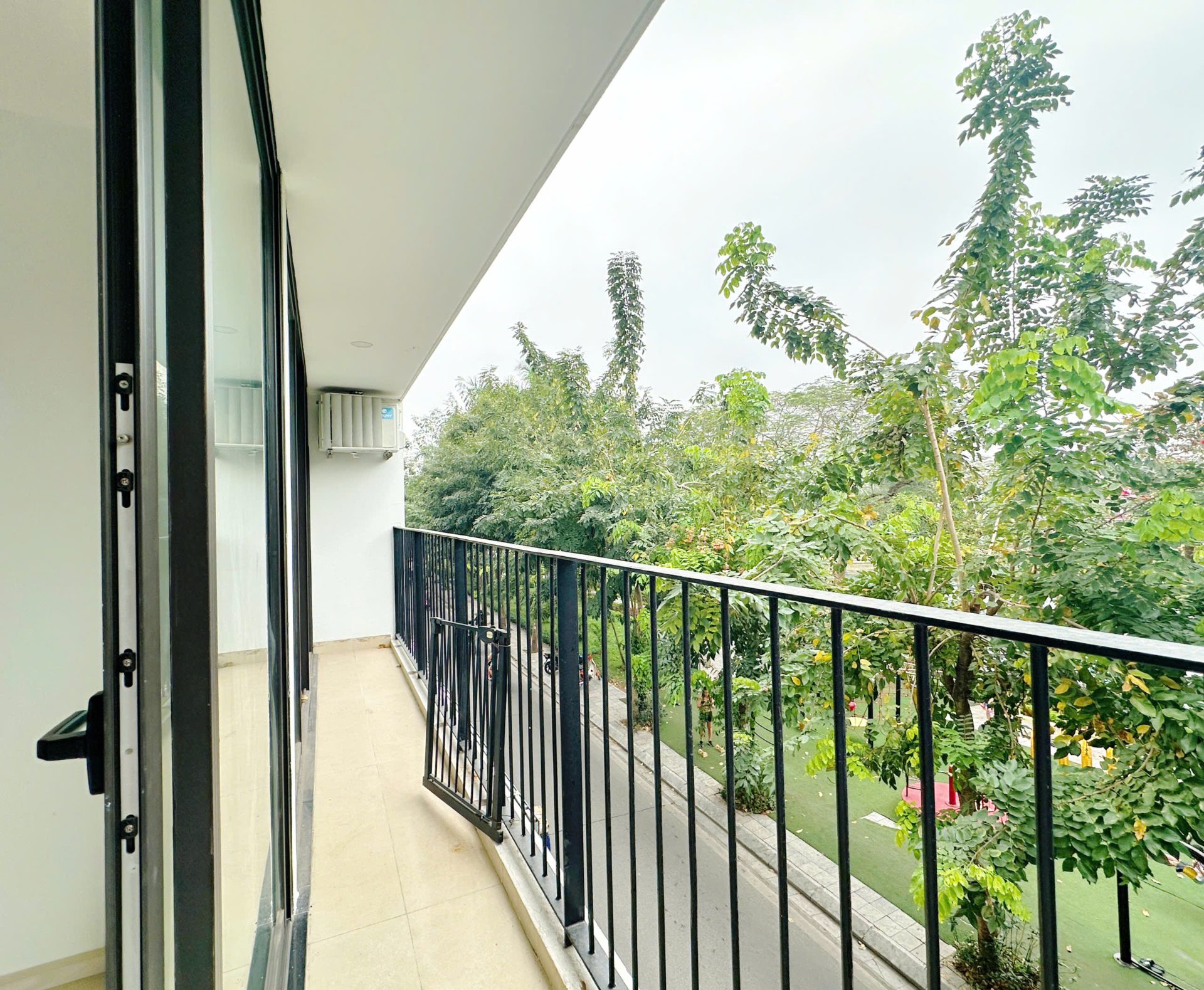 View 2