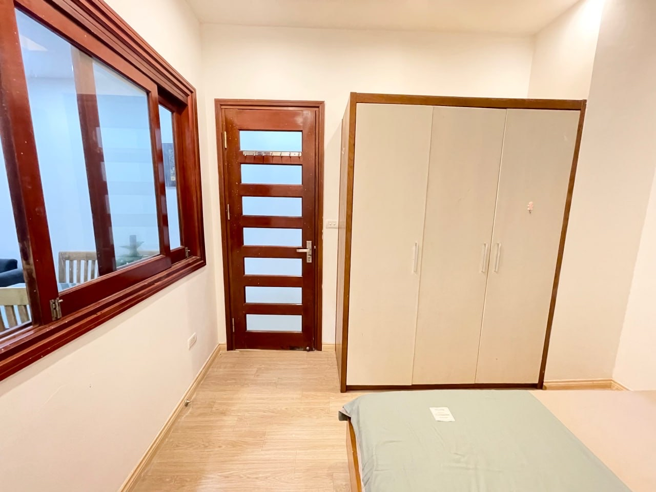 View 7