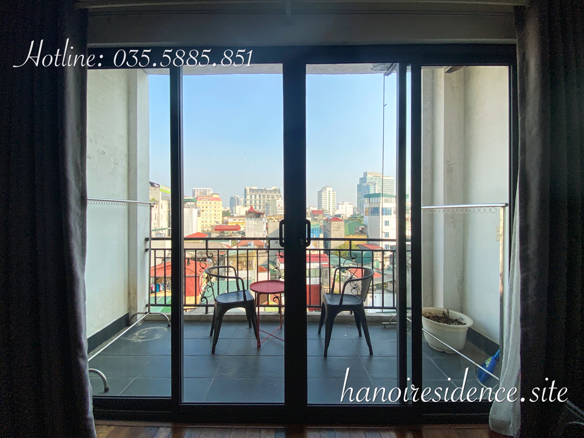 Mặt phố Ngô Sỹ Liên, Văn Miếu