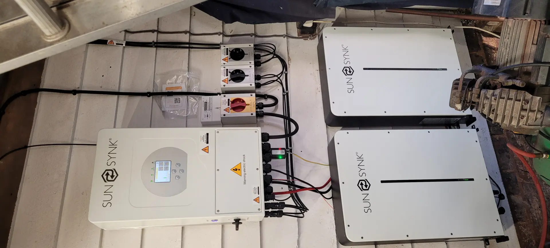 SunSynk Battery & Inverter Installation