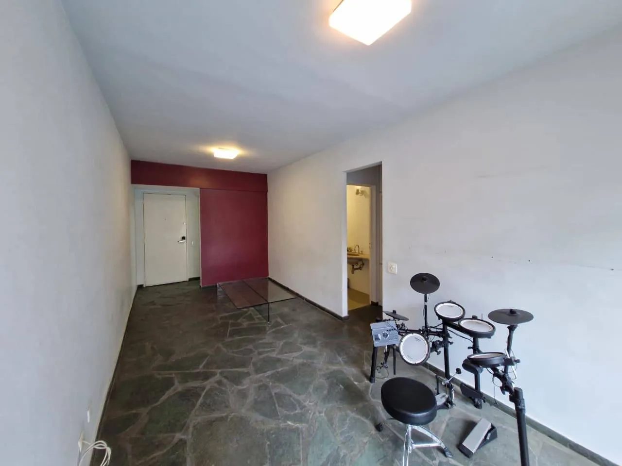 Apartamento à venda em Itaim Bibi · 2 dormitórios, 1 suíte, 1 vaga, 88 m²