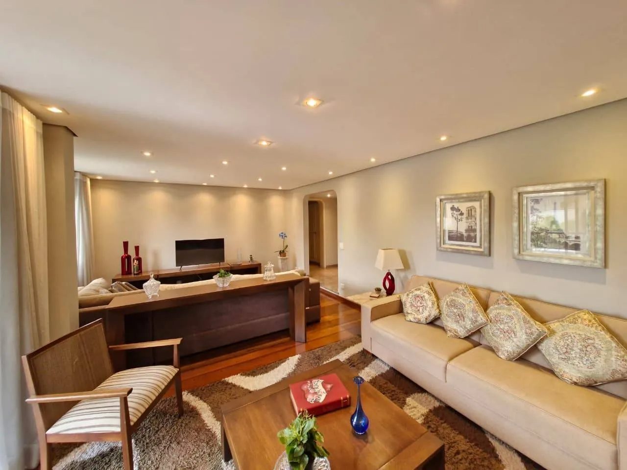 Apartamento à venda em Vila Nova Conceição · 4 dormitórios, 2 suítes, 2 vagas