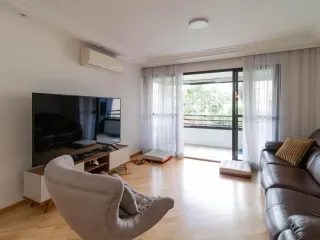 Apartamento à venda em Vila Hamburguesa · 3 dormitórios, 2 suítes, 2 vagas