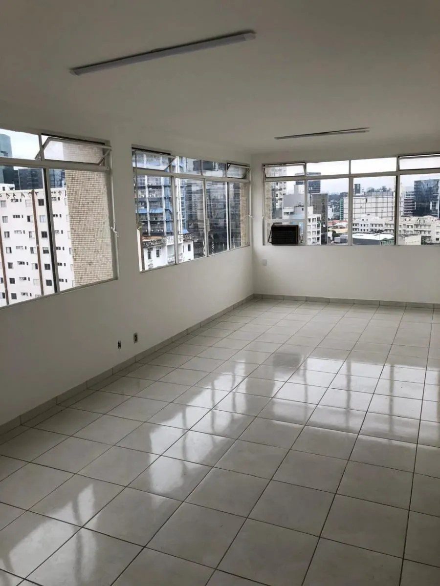 Comercial à venda em Pinheiros · 56 m²