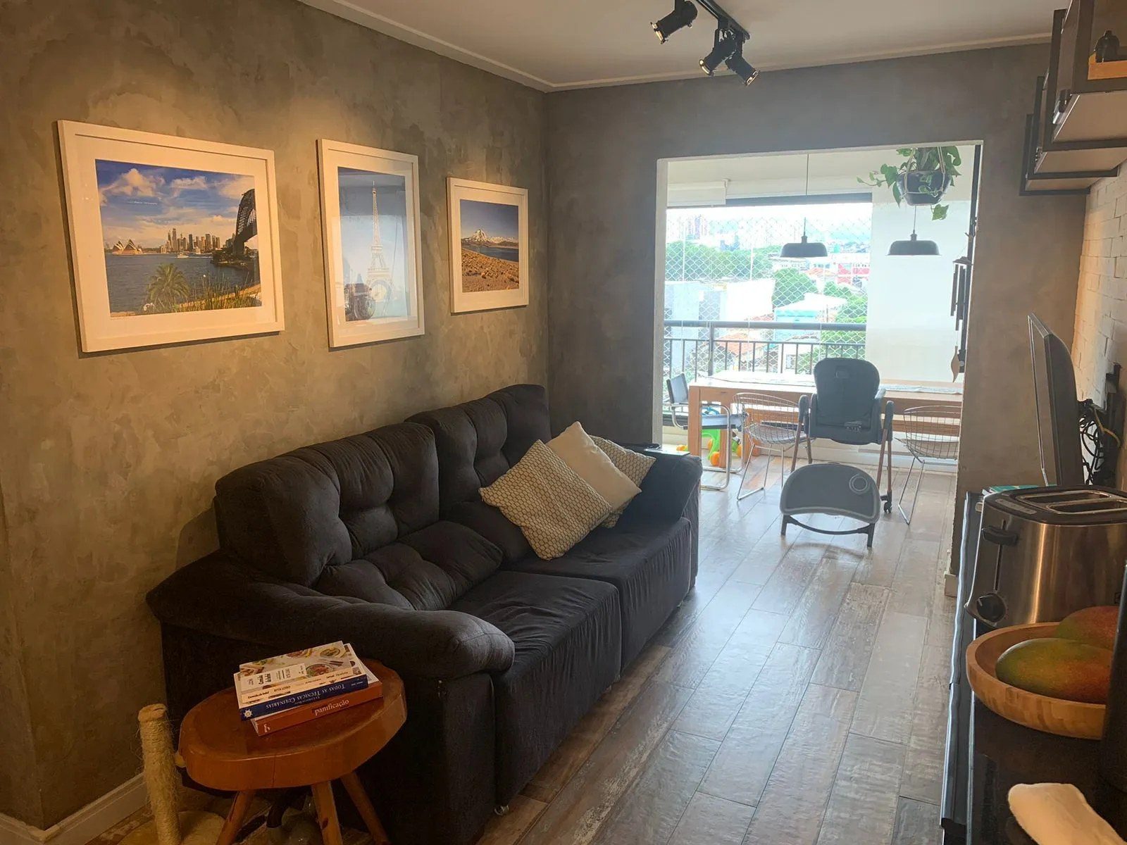 Apartamento à venda em Vila Anastácio · 3 dormitórios, 1 suíte, 2 vagas, 91 m²