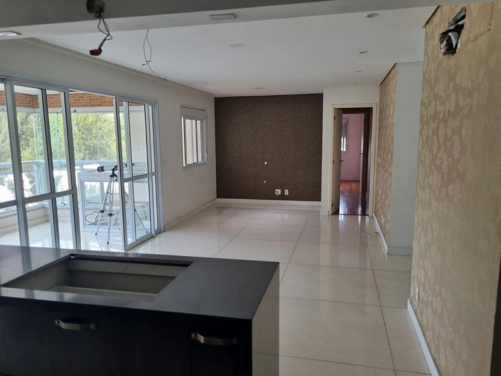 Apartamento à venda em Várzea da Barra Funda · 3 dormitórios, 3 suítes, 112 m²