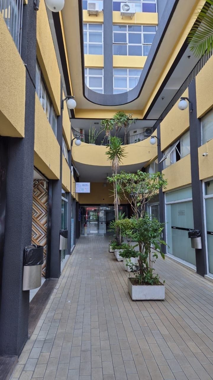 Comercial à venda em Santo Amaro · 1 vaga, 30 m² · Condomínio Centro Comercial