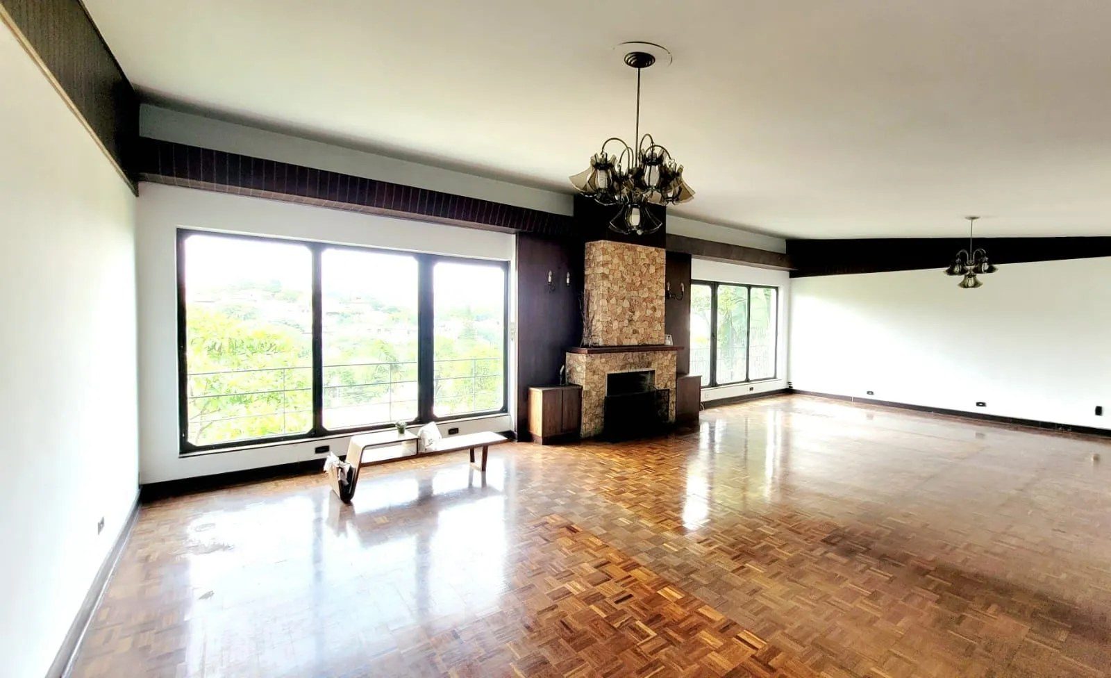 Casa à venda em Sumaré · 5 dormitórios, 1 suíte, 4 vagas, 430 m²