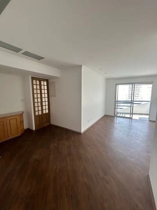 Apartamento à venda em Jardim Paulista · 3 dormitórios, 1 suíte, 2 vagas, 82 m²