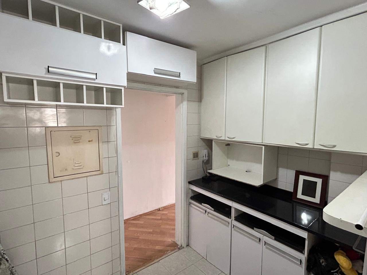 Apartamento à venda em Vila Pompéia · 2 dormitórios, 1 suíte, 1 vaga, 64 m²