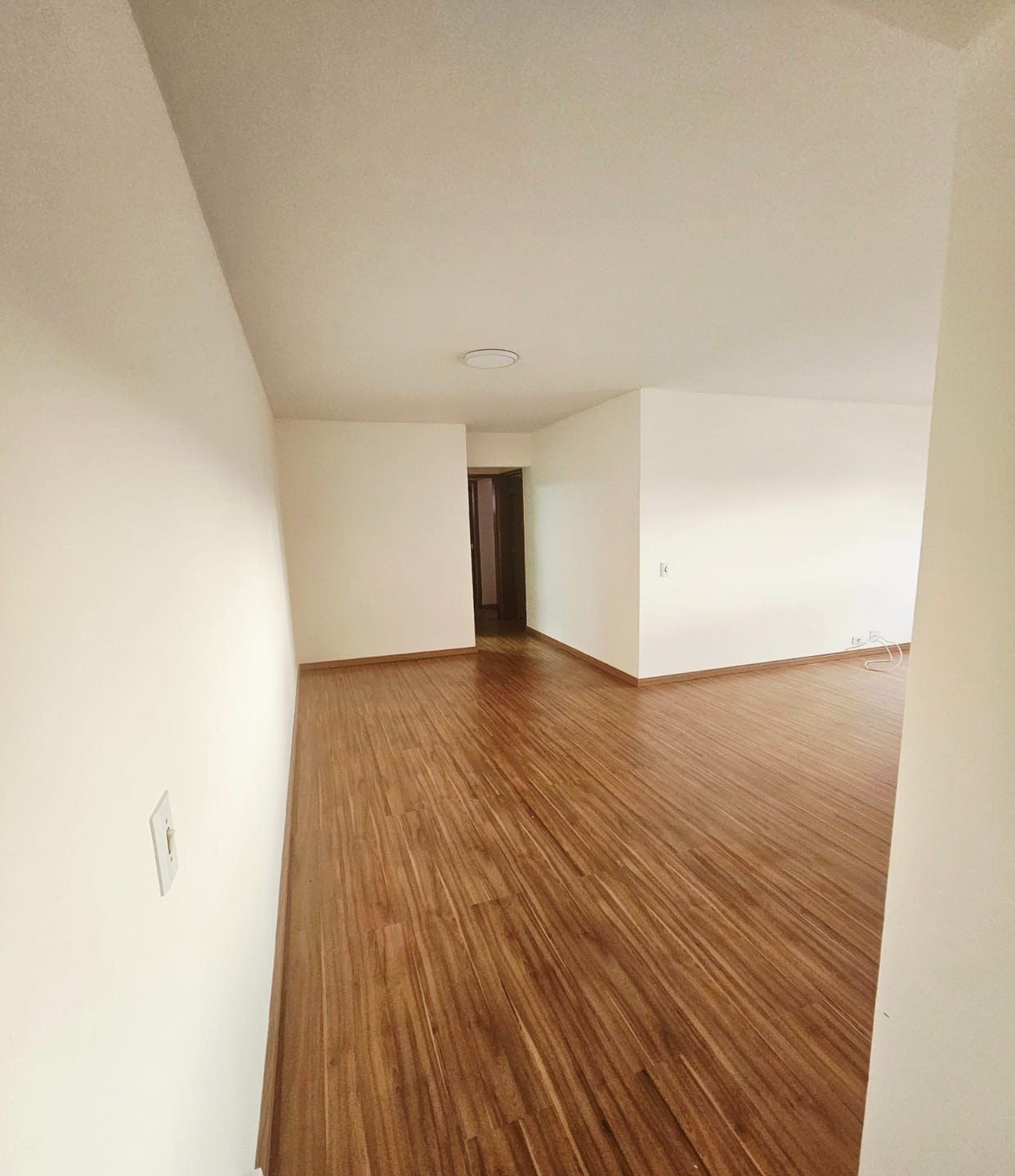 Apartamento à venda em Santo Amaro · 2 dormitórios, 1 suíte, 1 vaga, 85 m²