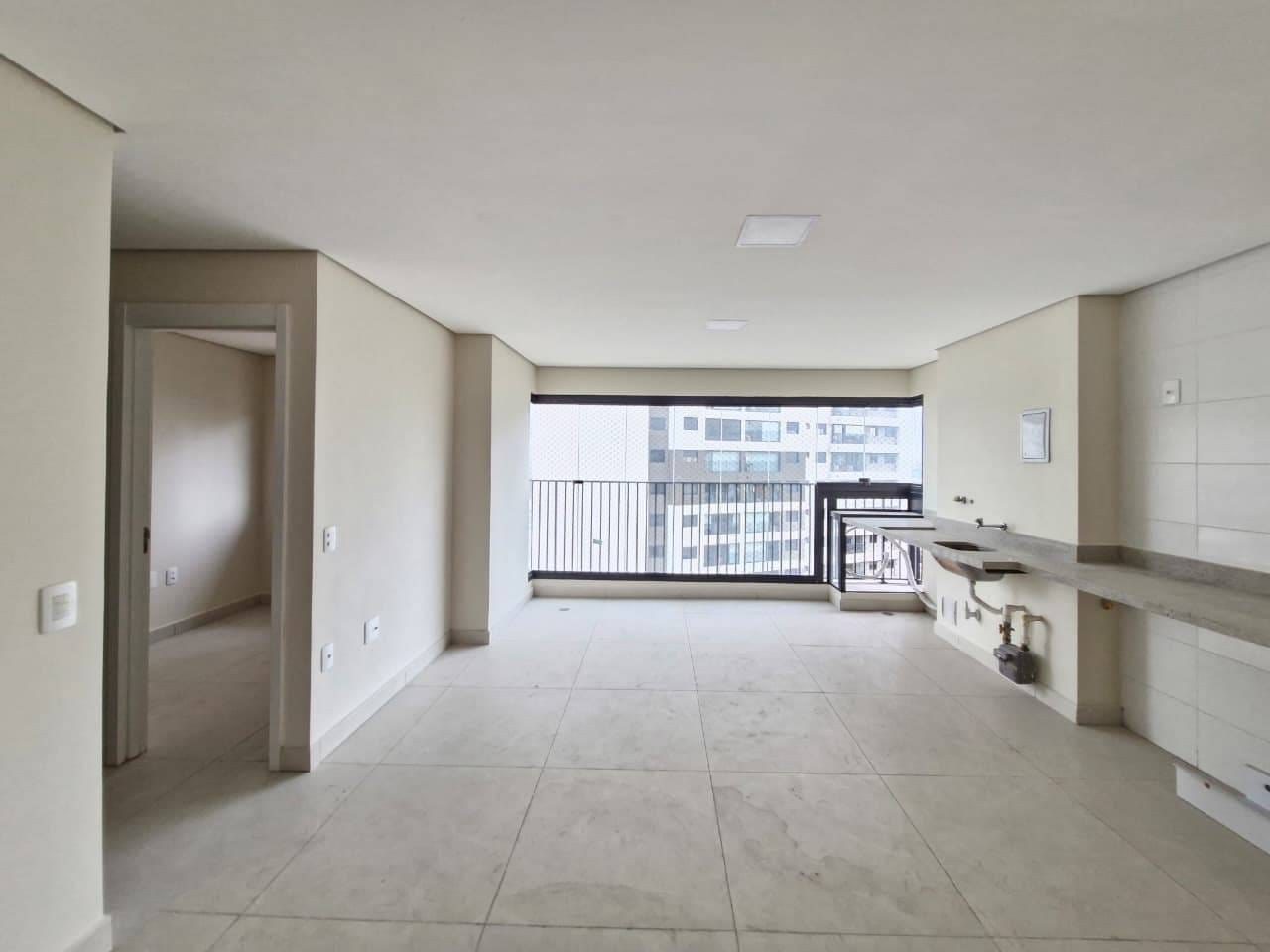 Apartamento à venda em Vila Anastácio · 3 dormitórios, 1 suíte, 1 vaga, 67 m²