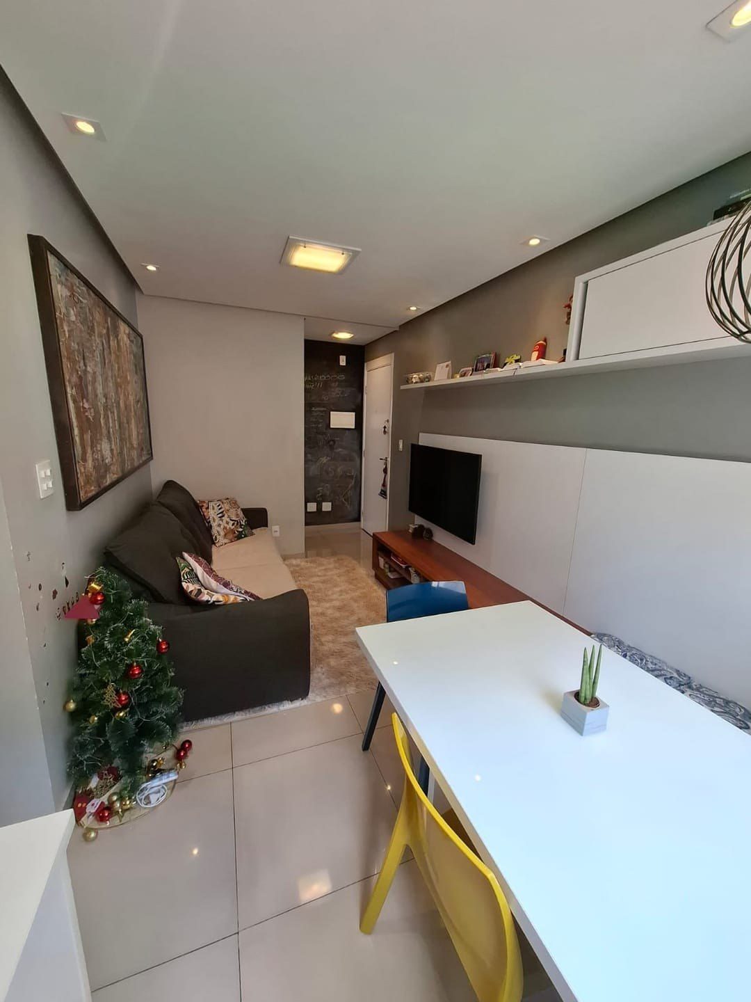 Apartamento à venda em Água Branca · 2 dormitórios, 1 vaga, 43 m²