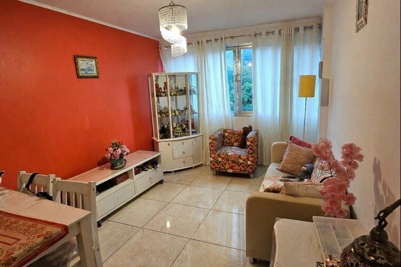 Apartamento à venda em Pinheiros · 2 dormitórios, 1 vaga, 70 m²