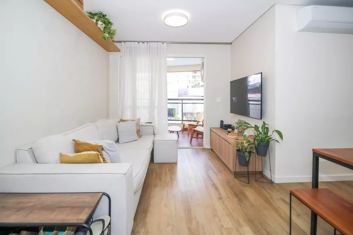 Apartamento de 82m² com 3 dormitórios e 2 vagas em Perdizes