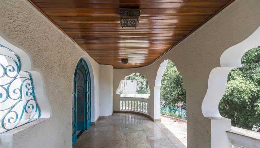 Casa à venda em Higienópolis · 4 dormitórios, 3 vagas, 330 m²
