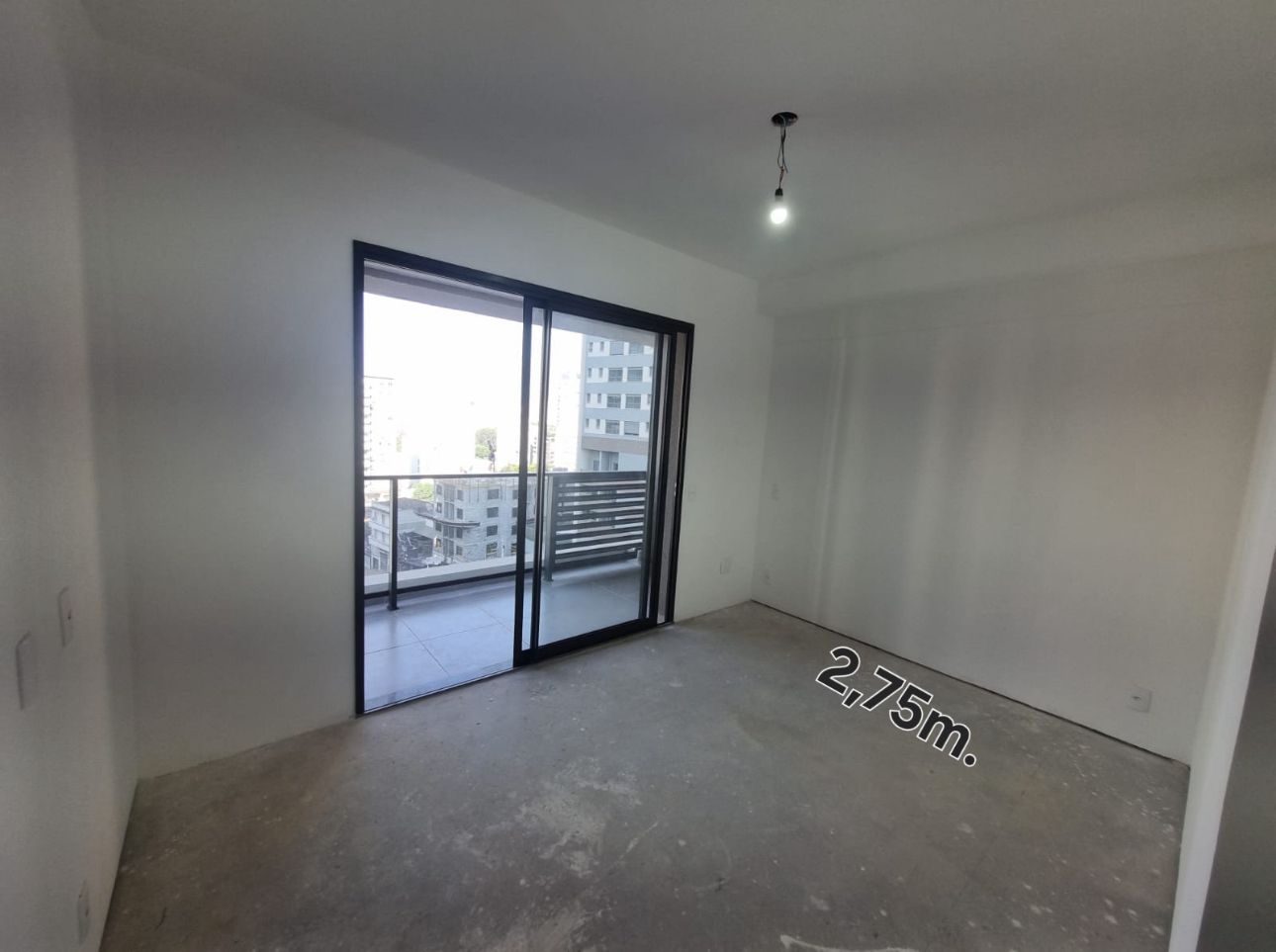 Studio de 22m² com varanda no Condomínio Sky Pinheiros