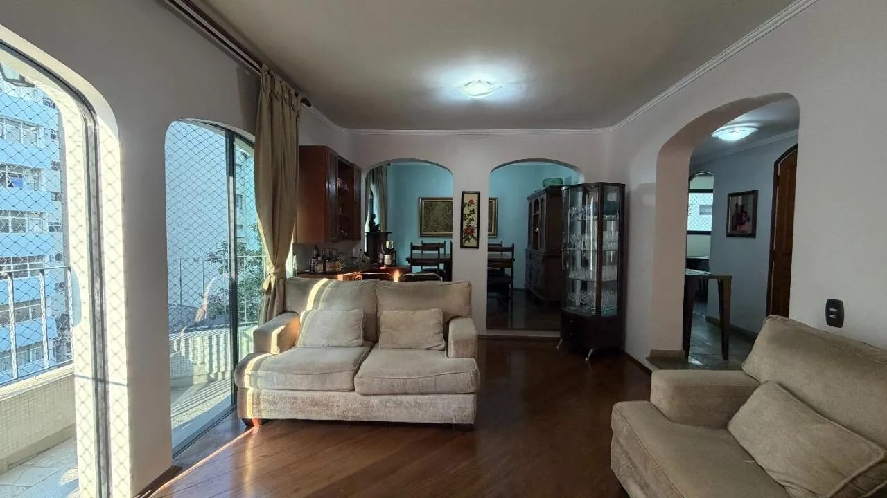 Apartamento à venda em Santa Cecília · 3 dormitórios, 1 suíte, 2 vagas, 136 m²