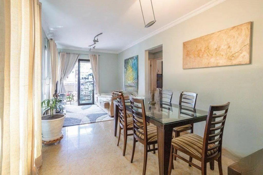 Apartamento 86m² com 3 dormitórios e 2 vagas na Vila Romana