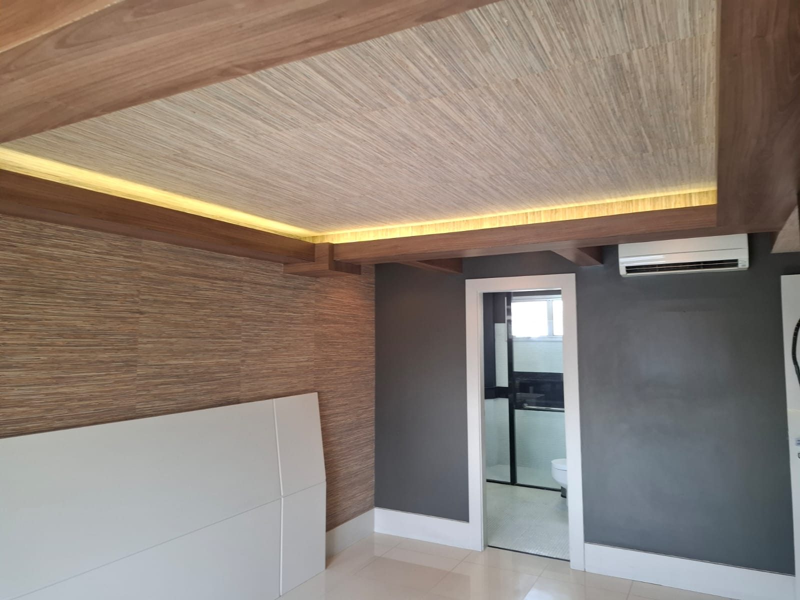 Apartamento à venda em Pinheiros · 2 dormitórios, 1 suíte, 1 vaga, 92 m²