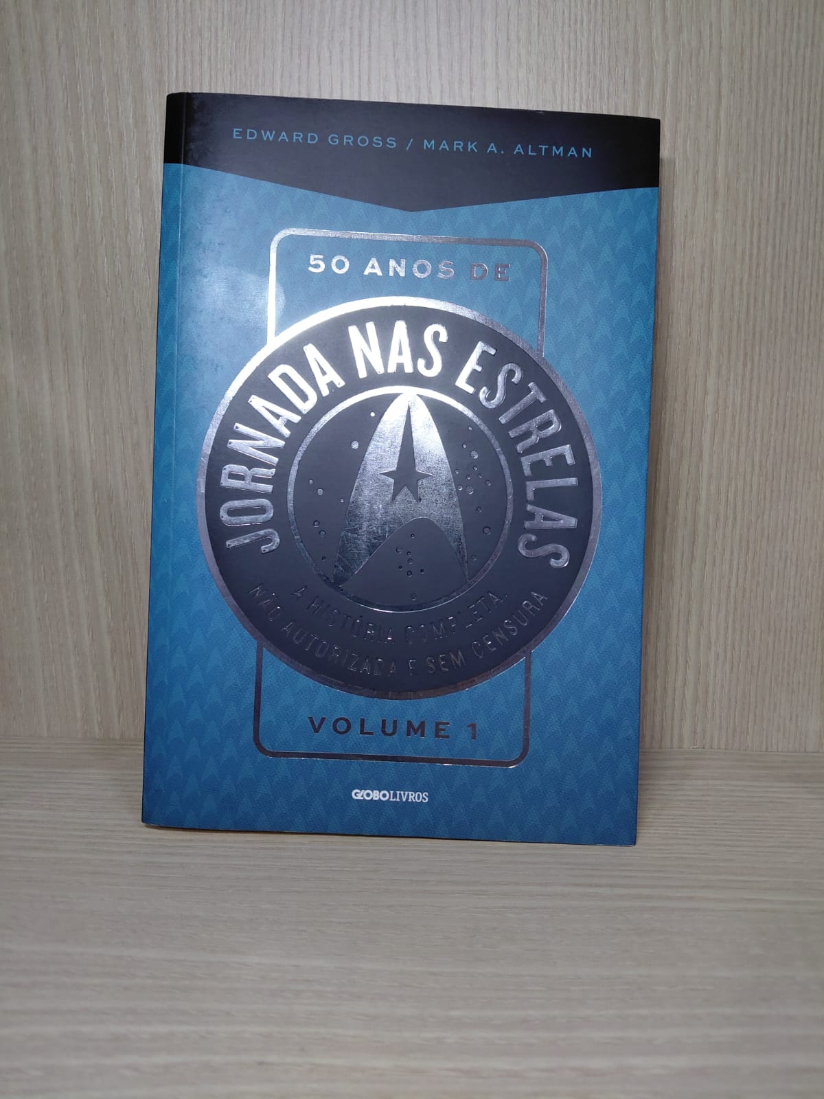Jornada nas Estrelas - 50 anos - Volume 01 — foto 1 de 3