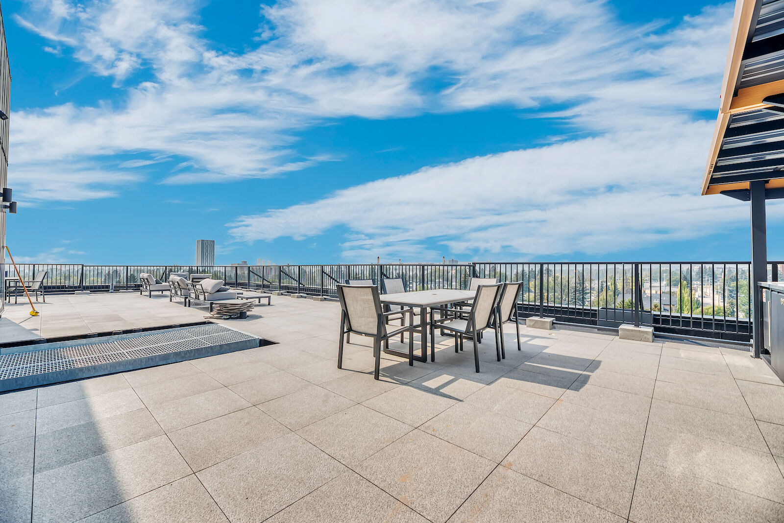 BTYYC @ Confederation Park - Elevated Rental Living in Banff Trail