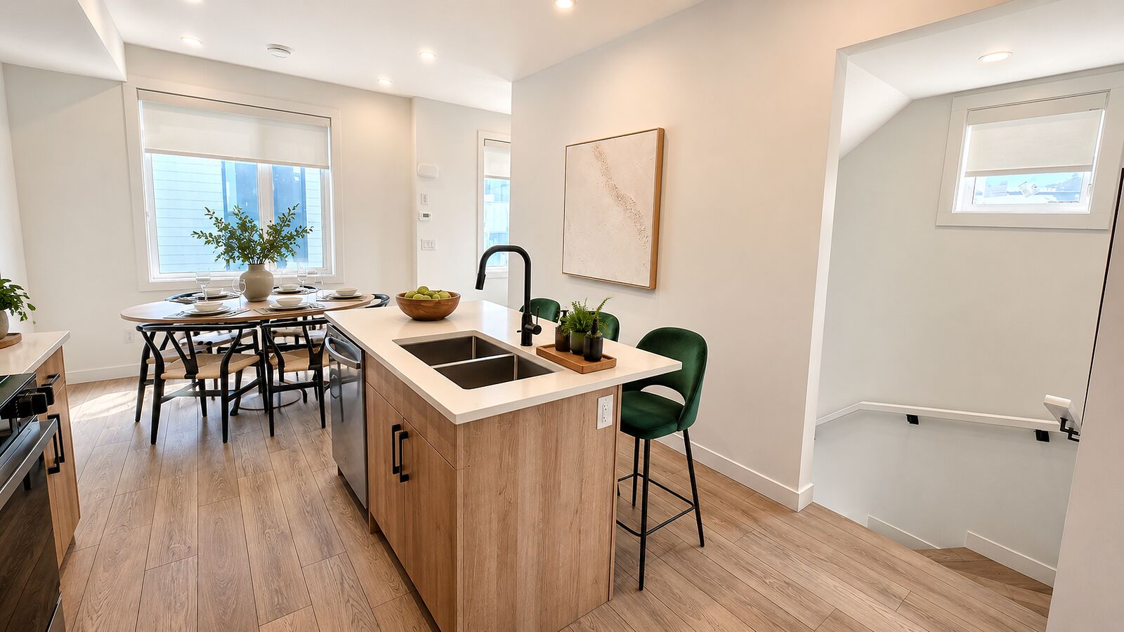 Mount Pleasant Townhomes @ Confederation Park