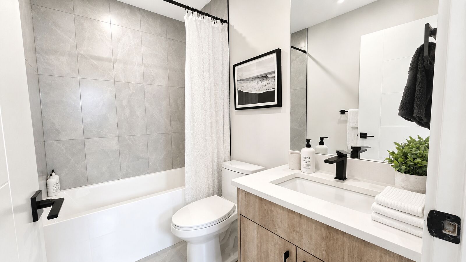 Mount Pleasant Townhomes @ Confederation Park