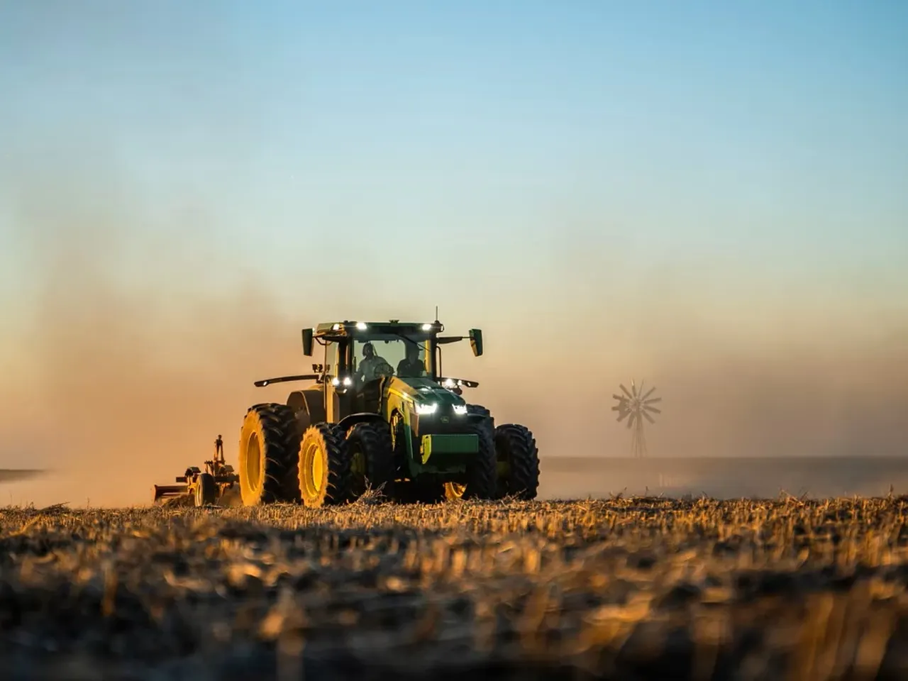 8R 370 Tractor - John Deere Africa & Middle East