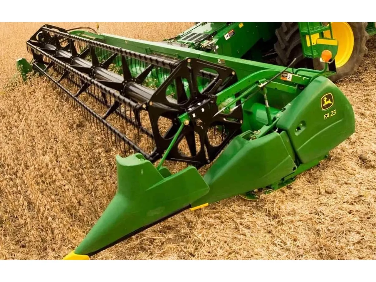 FA 25 HydraFlex™Cutting Platform - John Deere Africa & Middle East