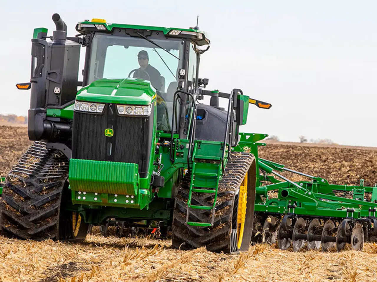 9RT 490 Tractor - John Deere Africa & Middle East
