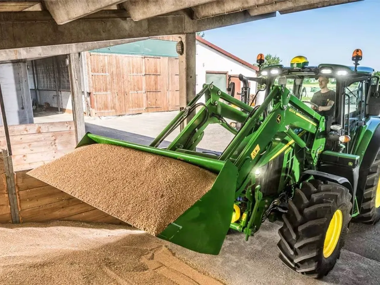 603M Frontloader - John Deere Africa & Middle East