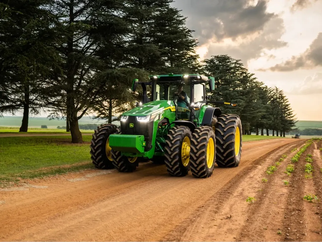 8R 250 Tractor - John Deere Africa & Middle East