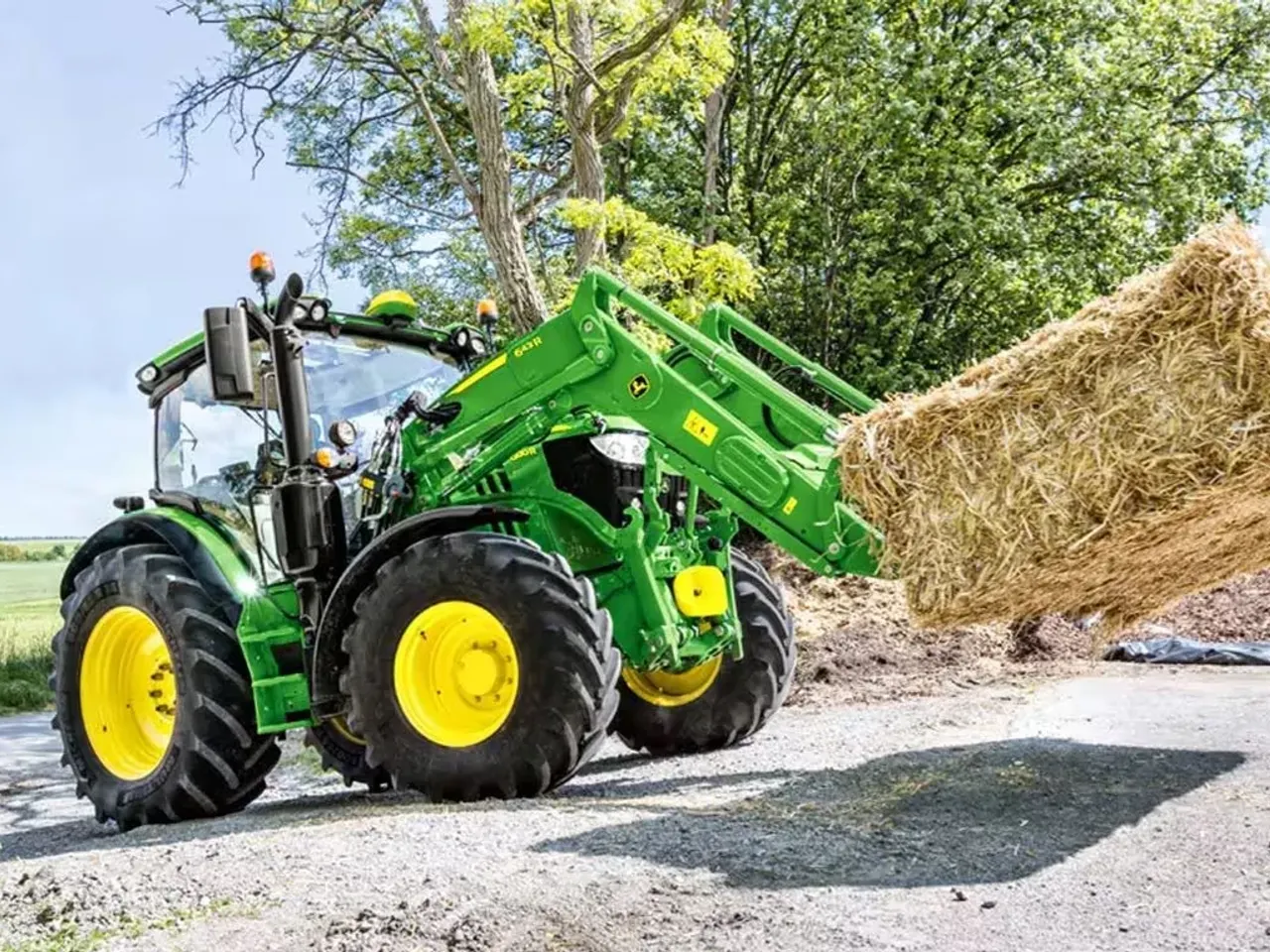 643R Frontloader - John Deere Africa & Middle East